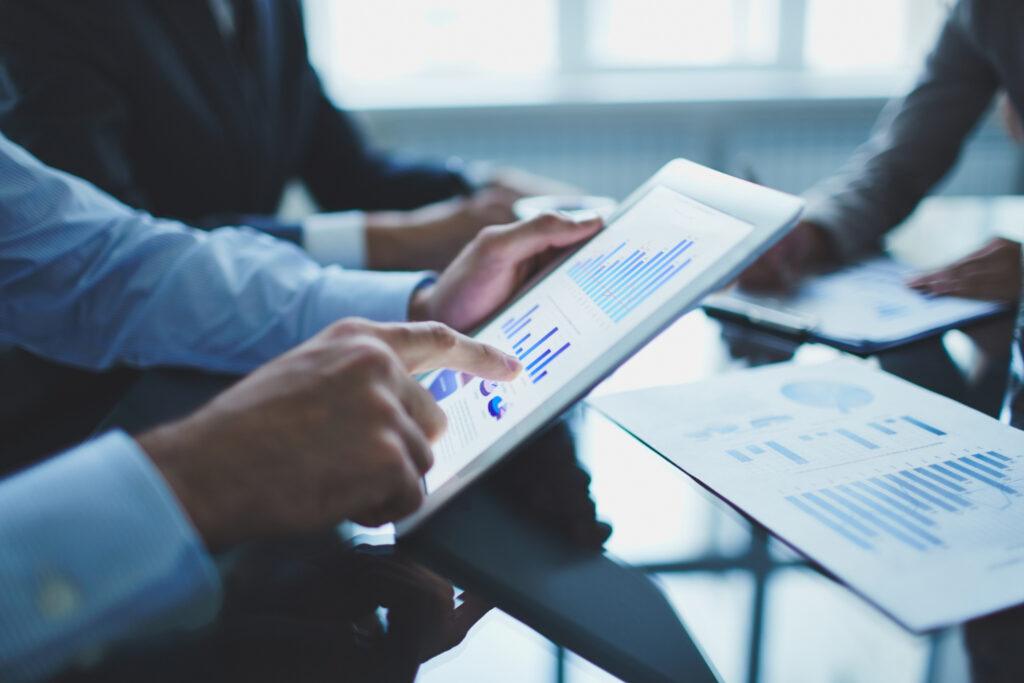 La valoracion de activos y su relacion con los accionistas y asociados La importancia de la valoración de activos en la toma de decisiones financieras La valoracion de activos y su relacion con los accionistas y asociados La importancia de la valoración de activos en la toma de decisiones financieras